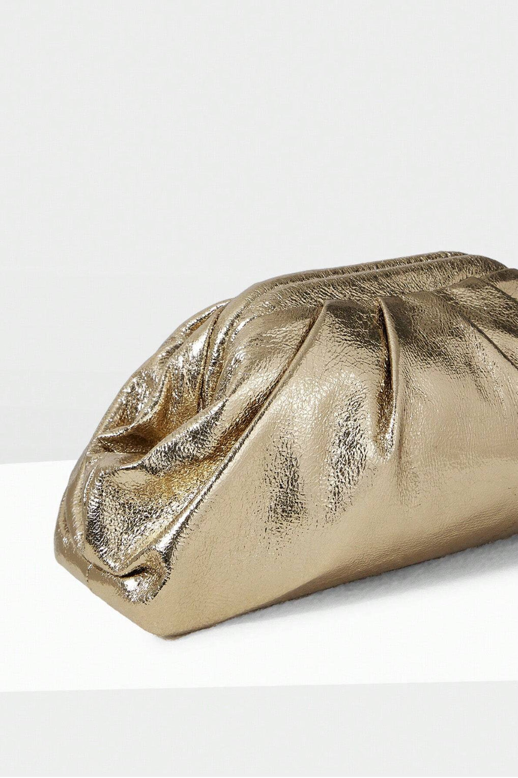 メタリッククラッチゴールド