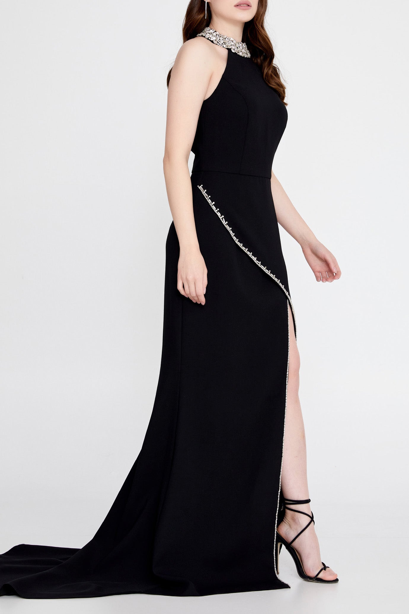ビジューホルターネックロングドレスブラックMサイズ(40)