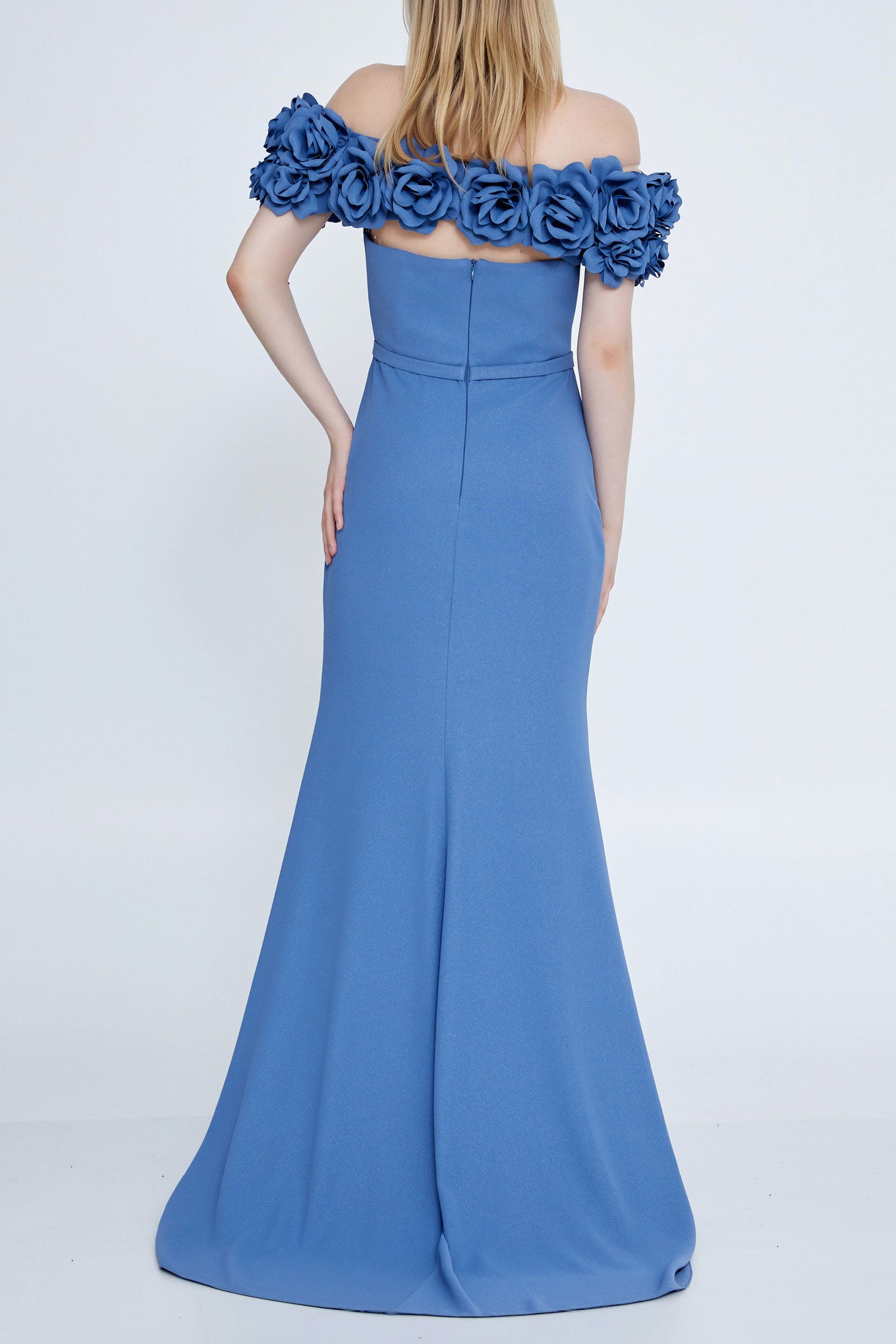 ローズオフショルダーロングドレスブルーMサイズ(38)