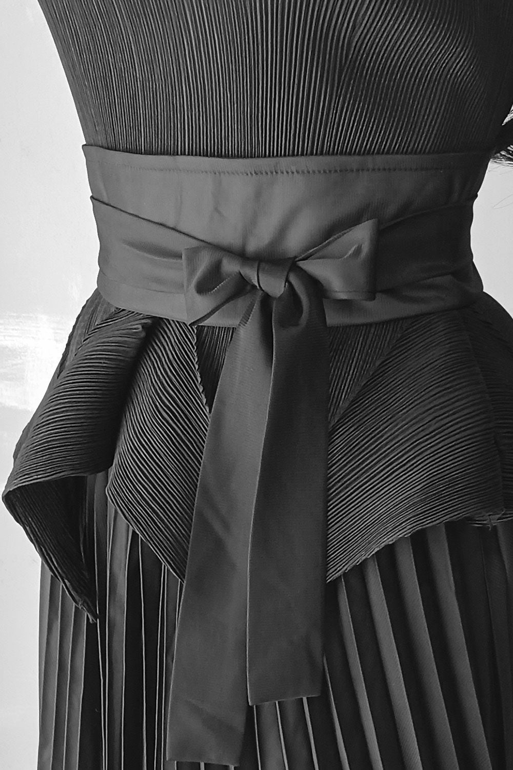 プリーツウエストタイセットアップドレスブラックフリーサイズ