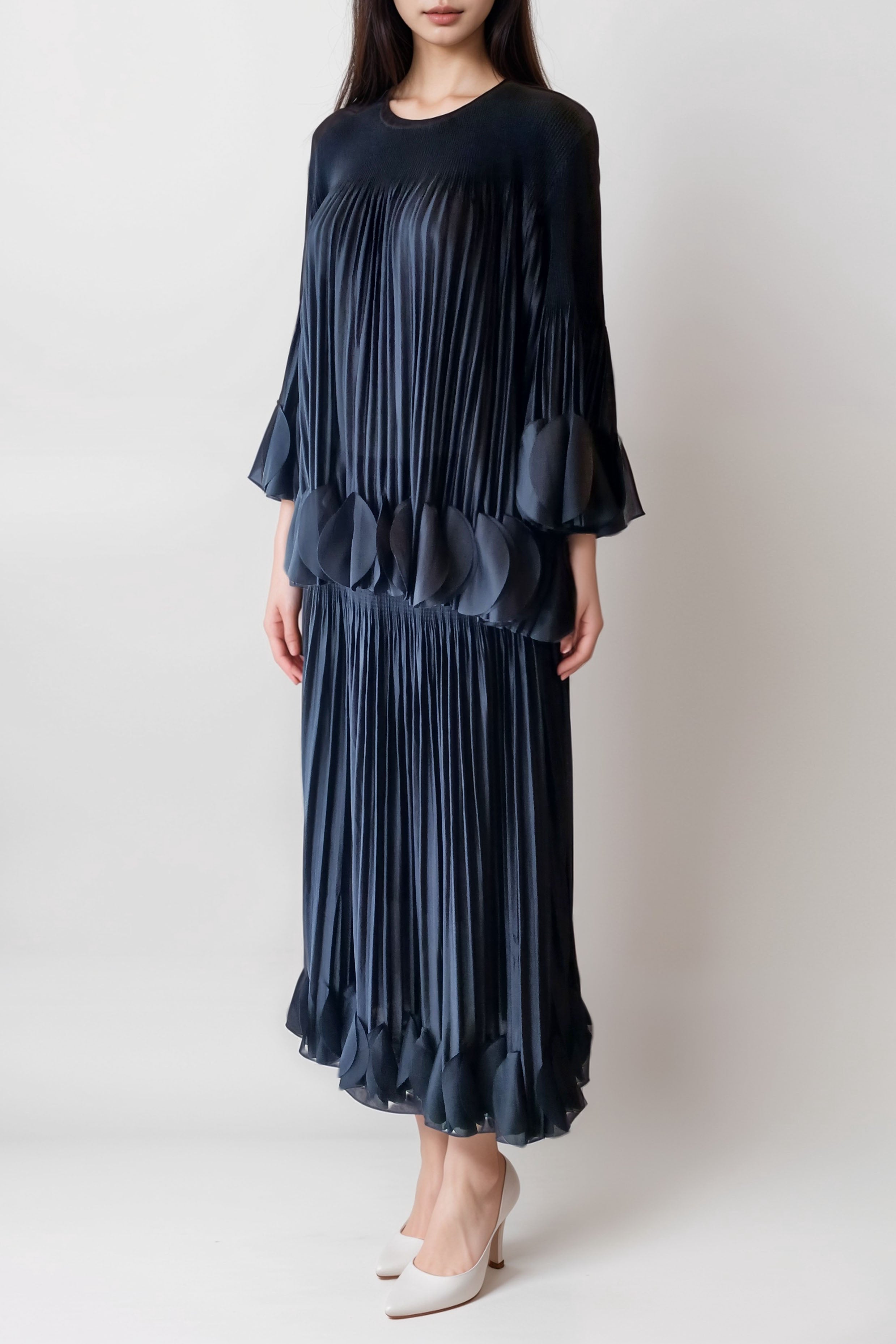 フリルプリーツセットアップドレスオフホワイトフリーサイズ