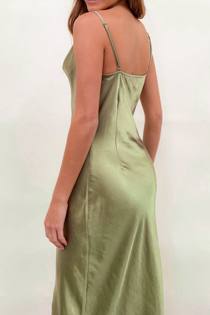 【フォロー割あり❗❗】グリーン ビーズ装飾 サテン ロングドレス S-M satin_green_long_1_3_1200x630.