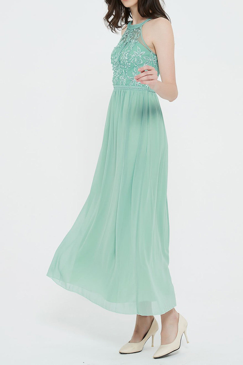 エンブロイダリーレースホルターロングドレスグリーンフリーサイズ