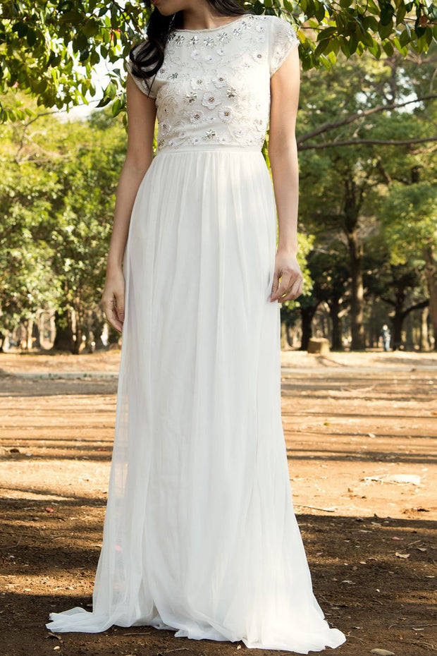 ベーラ・ビジューオープンバック・ロングドレス・ホワイト・Sサイズ