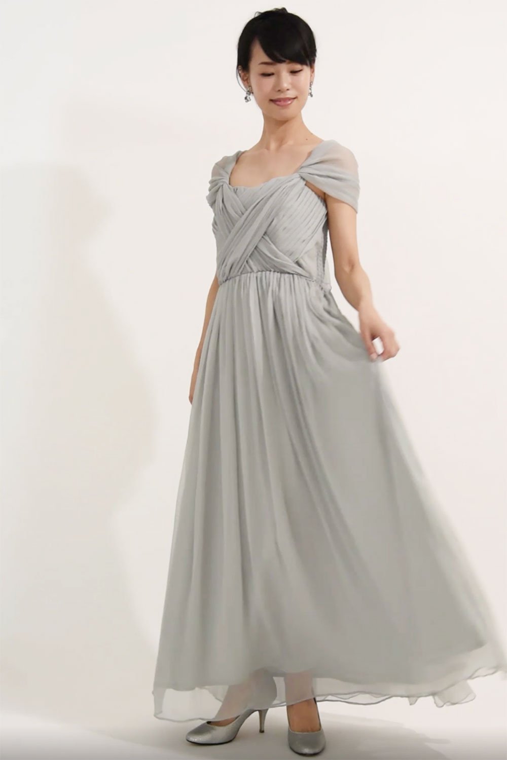 https://cdn.shopify.com/s/files/1/0081/1843/5919/files/190422_dresspeople_sequence13.mp4?5283