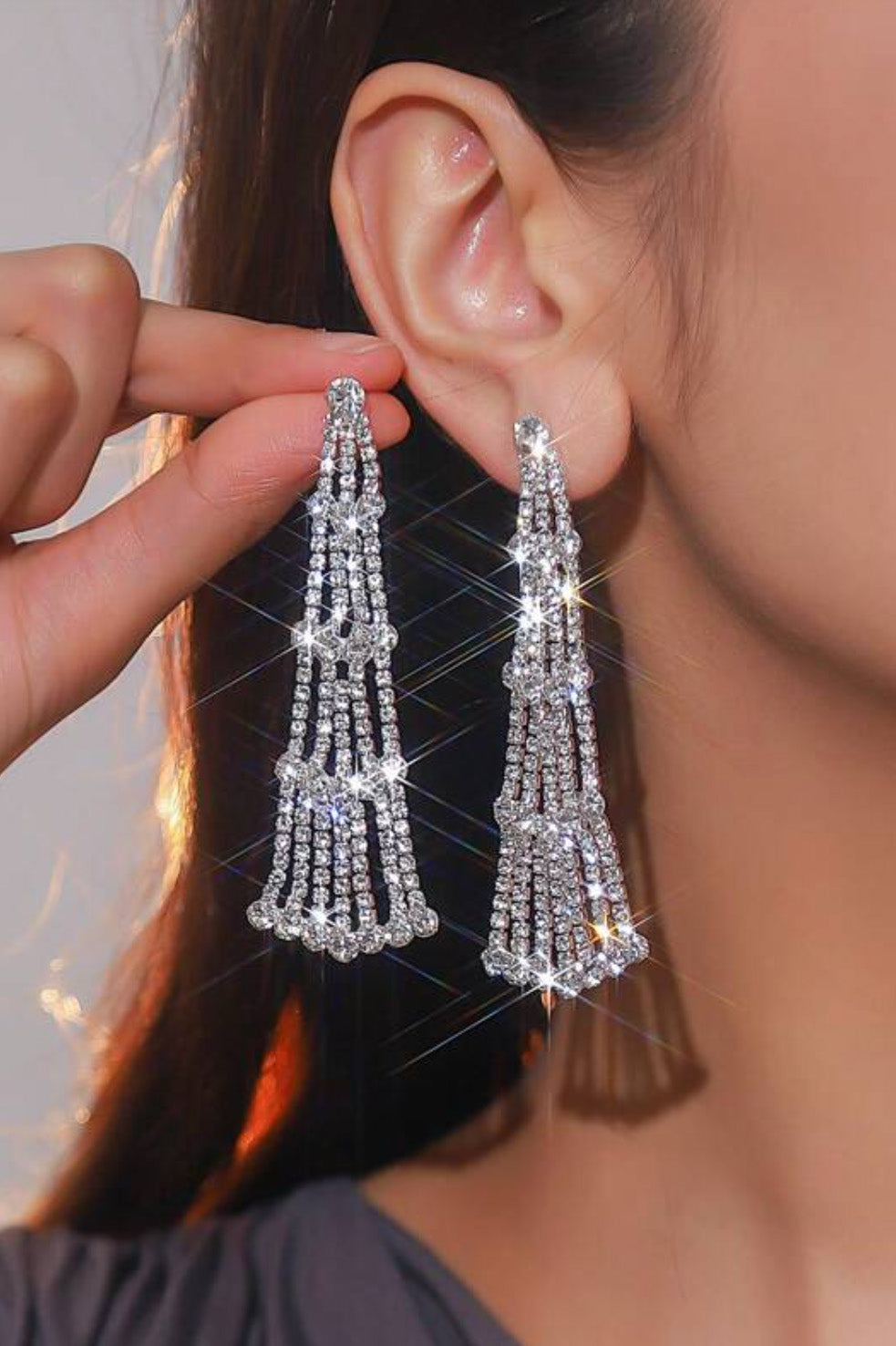 ラインストーンタッセルピアスシルバー