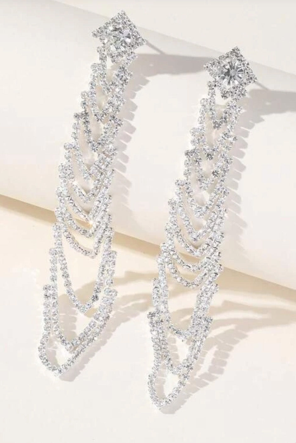 ラインストーンレイヤーロングピアスシルバー