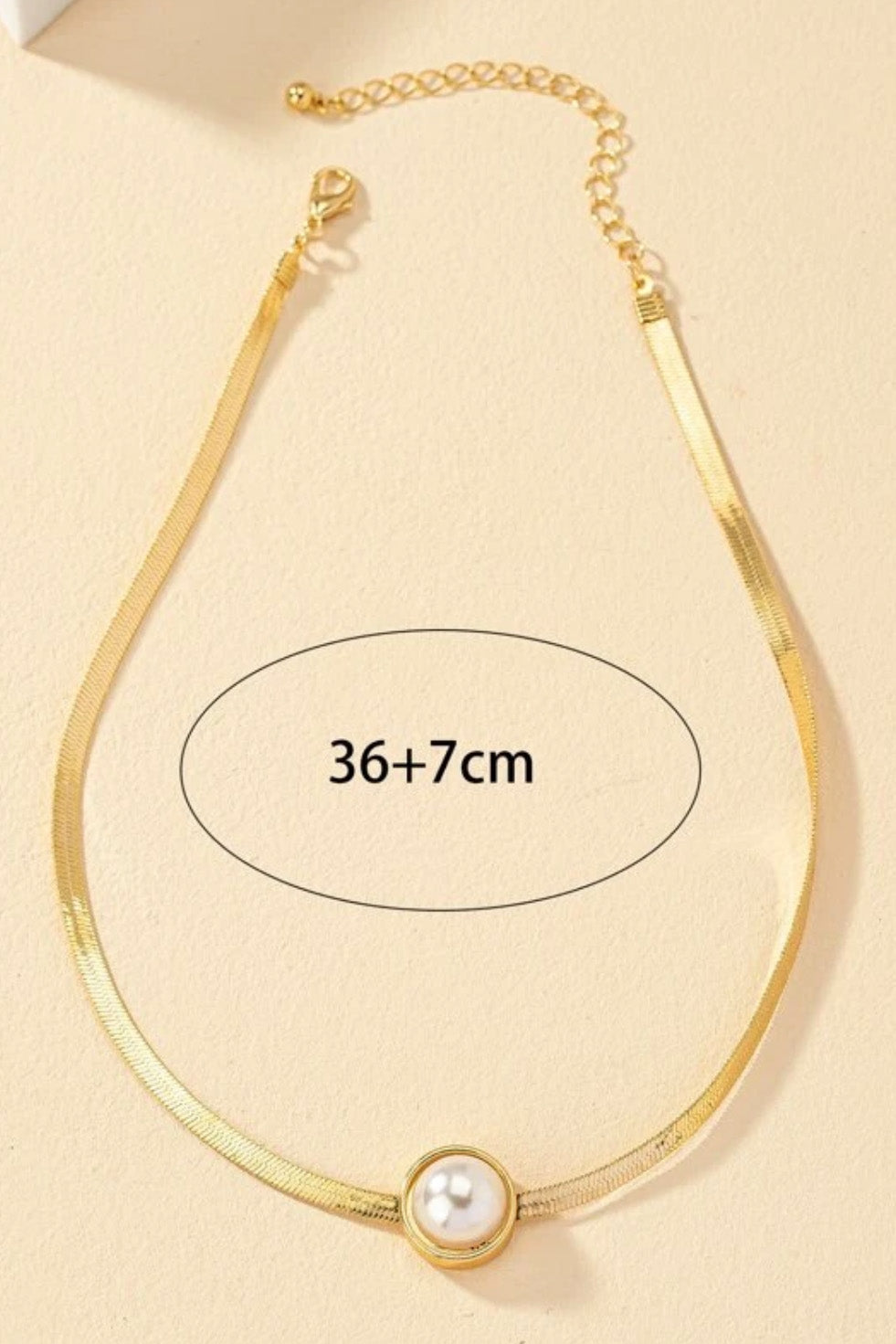 パールチョーカーゴールド