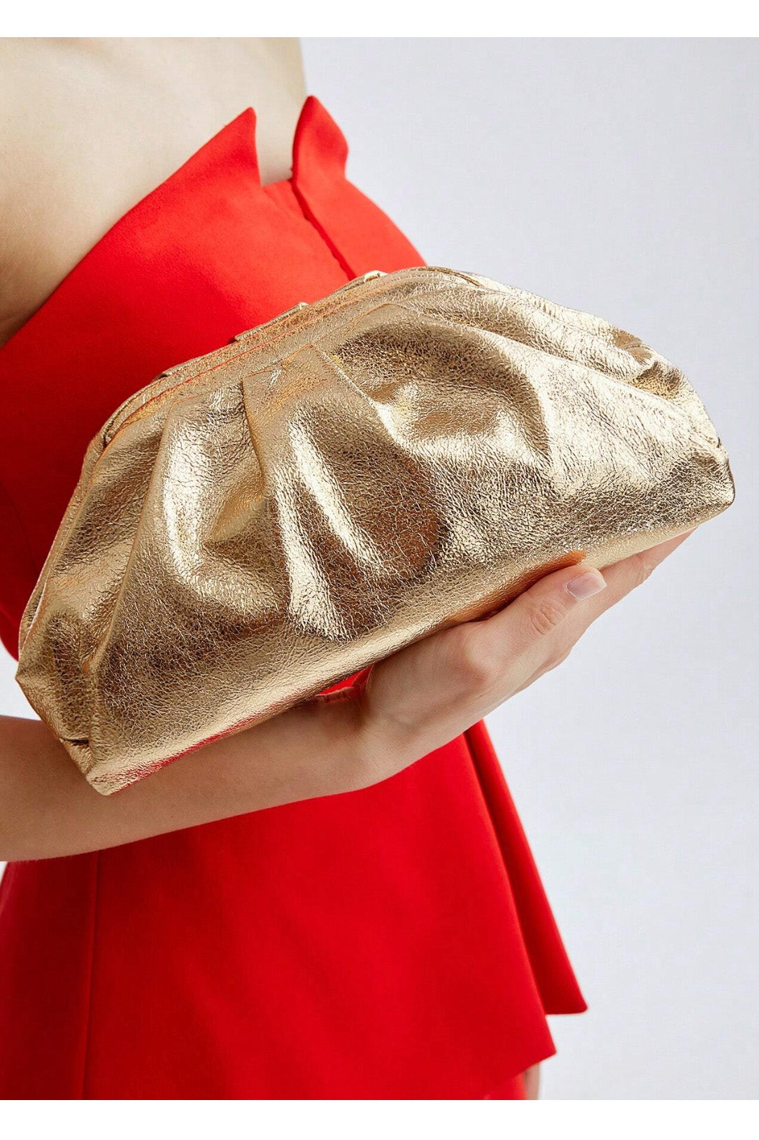 メタリッククラッチゴールド