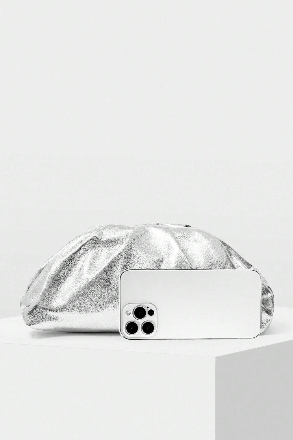 メタリッククラッチシルバー