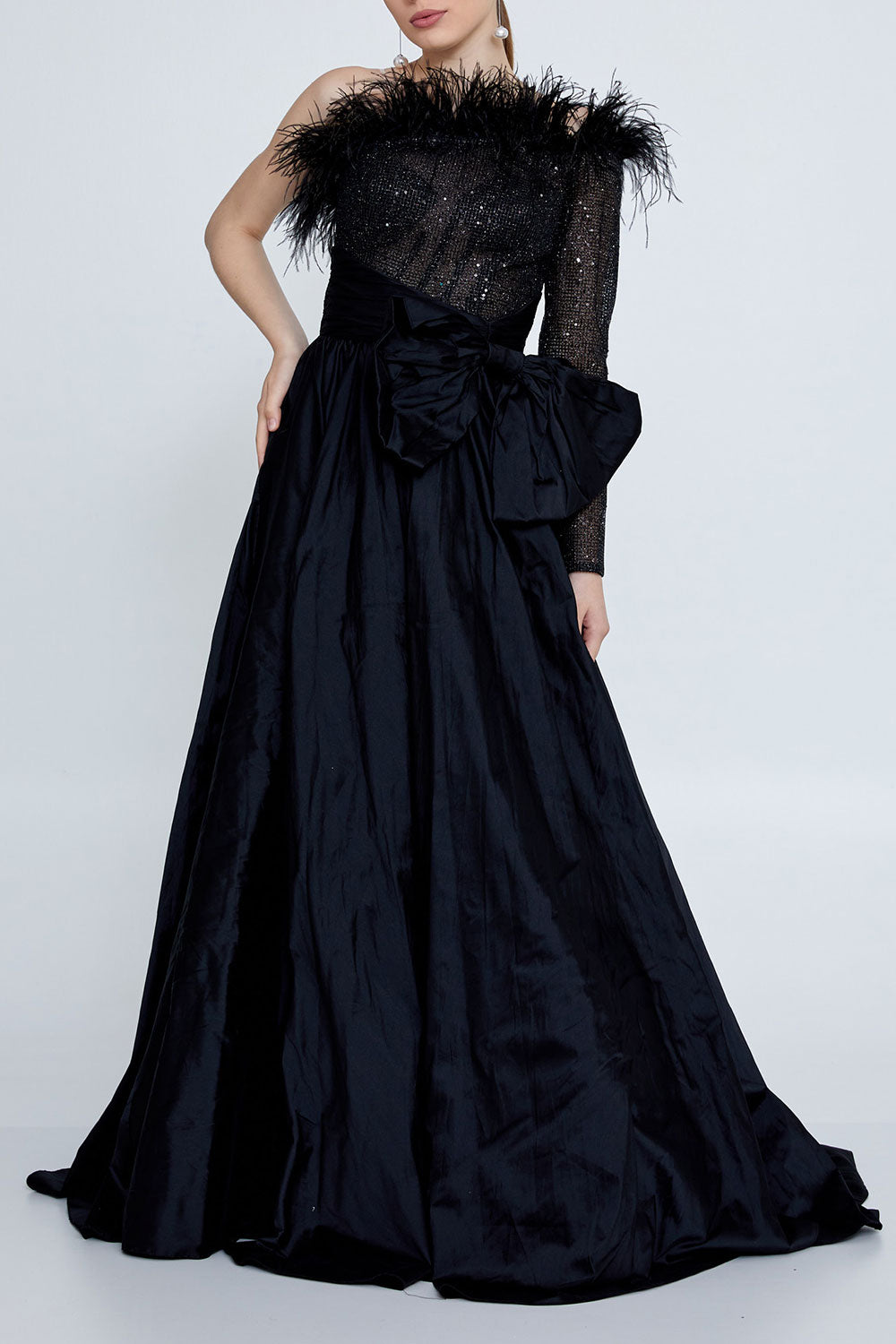 ワンショルダーフェザートリムロングドレスブラックSサイズ(38)