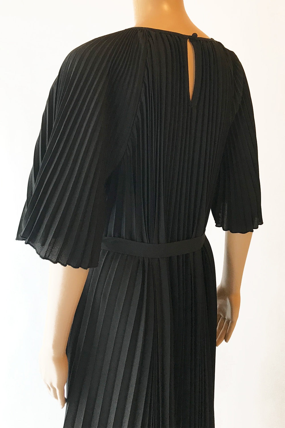 プリーツフラッタースリーブロングドレスブラックフリーサイズ