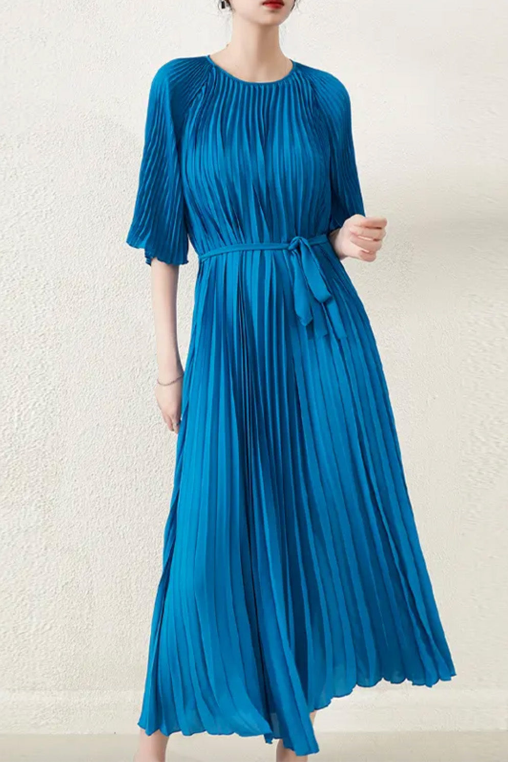 プリーツフラッタースリーブロングドレスブルーフリーサイズ