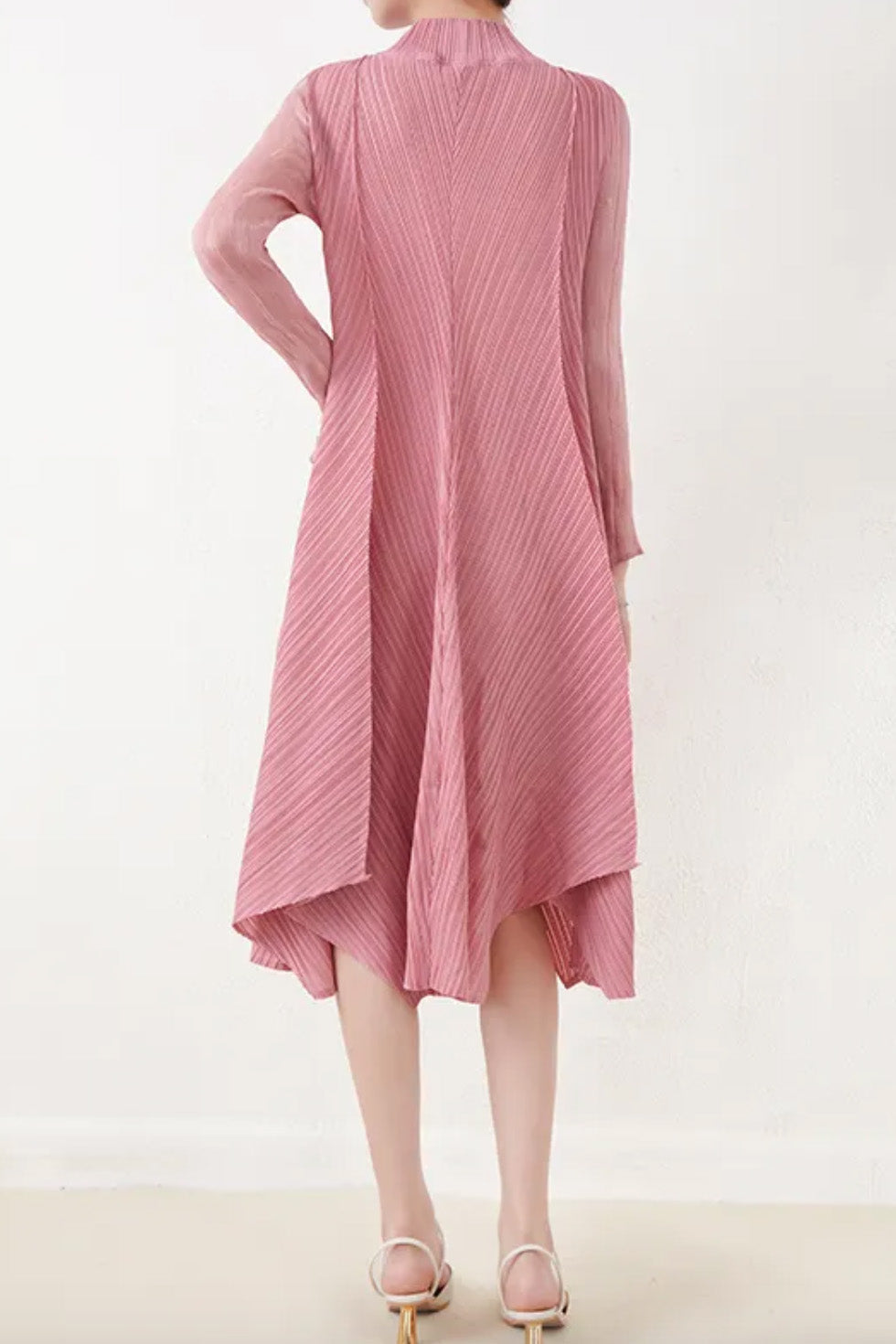 プリーツスタンドネックミディドレスピンクフリーサイズ