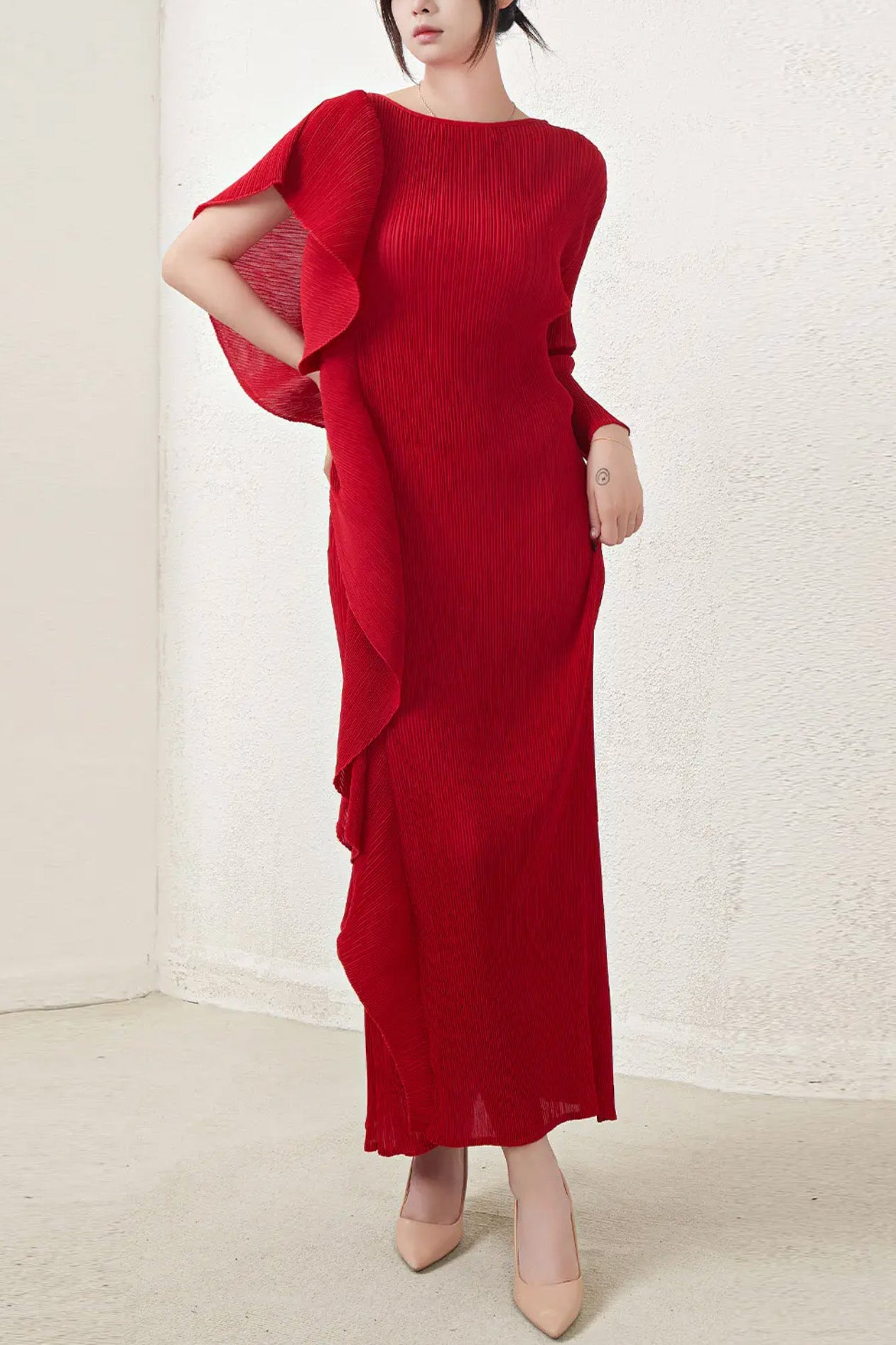 プリーツアシンメトリーフリルロングドレスブラックフリーサイズ