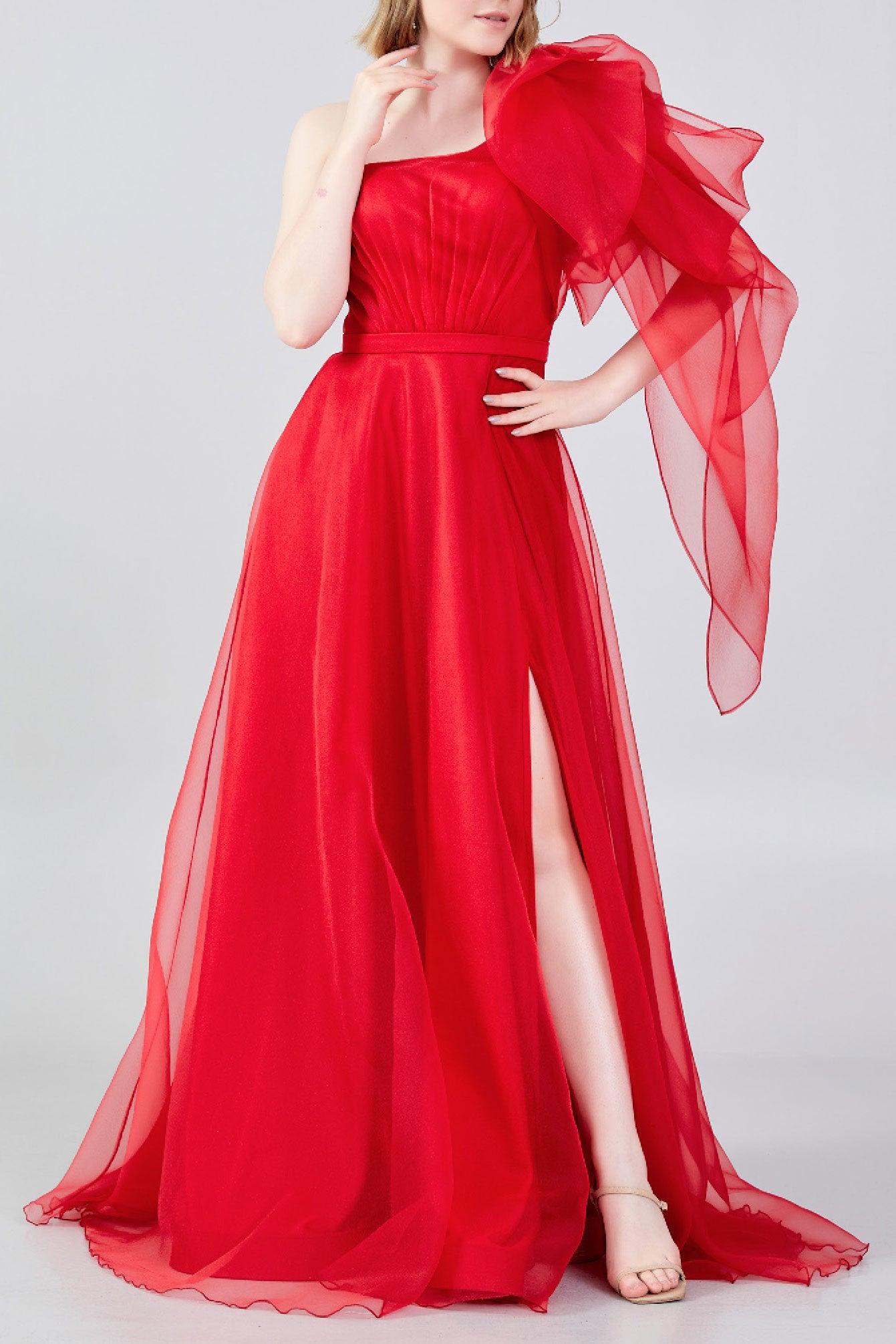 ボリュームワンショルダーAラインドレスレッドSサイズ(38)