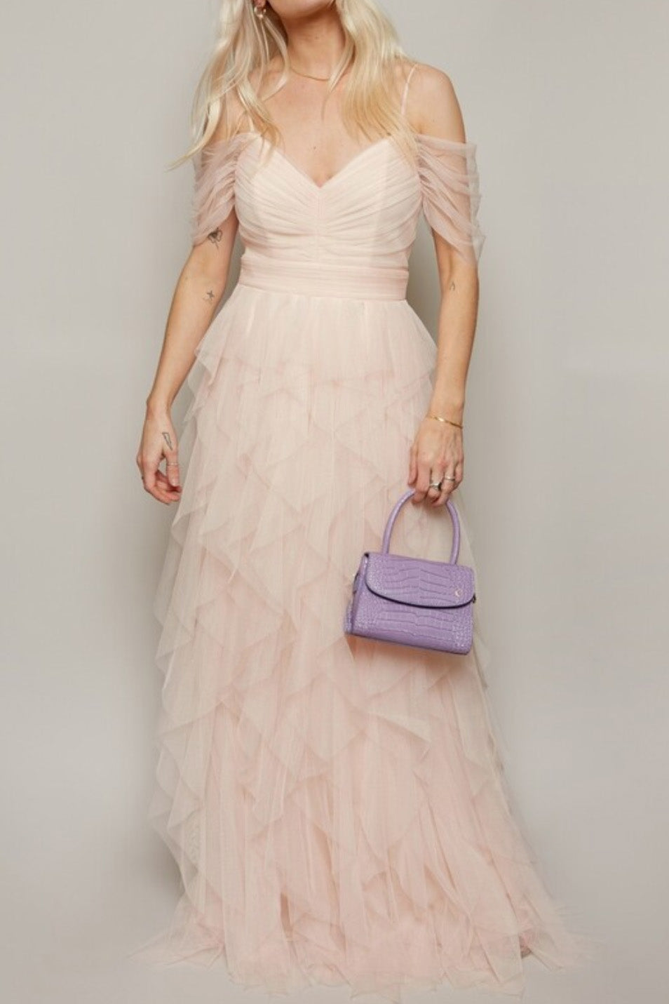 ウォーターフォールチュールロングドレスヌードピンクSサイズ