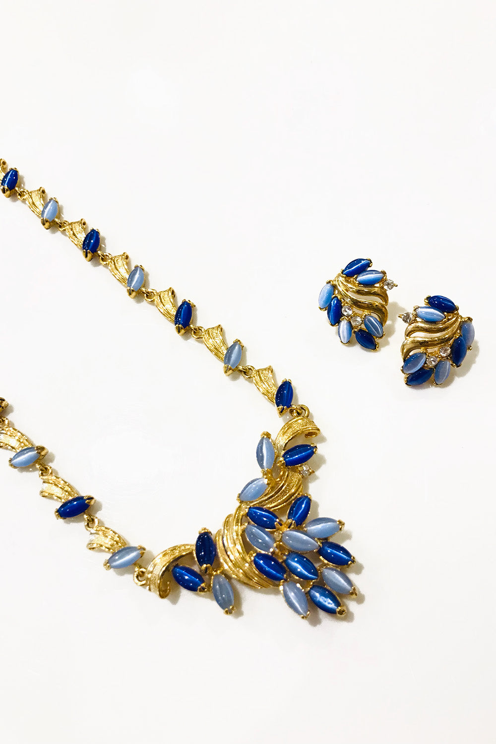 ブルー×ゴールドネックレスピアスセット