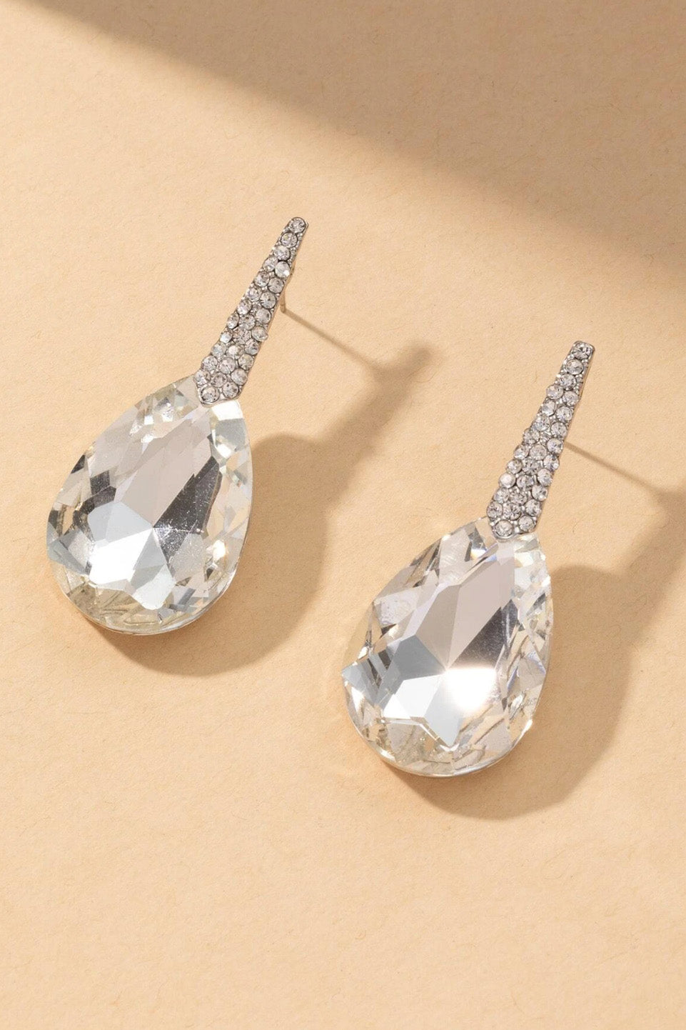 ティアドロップピアスシルバー