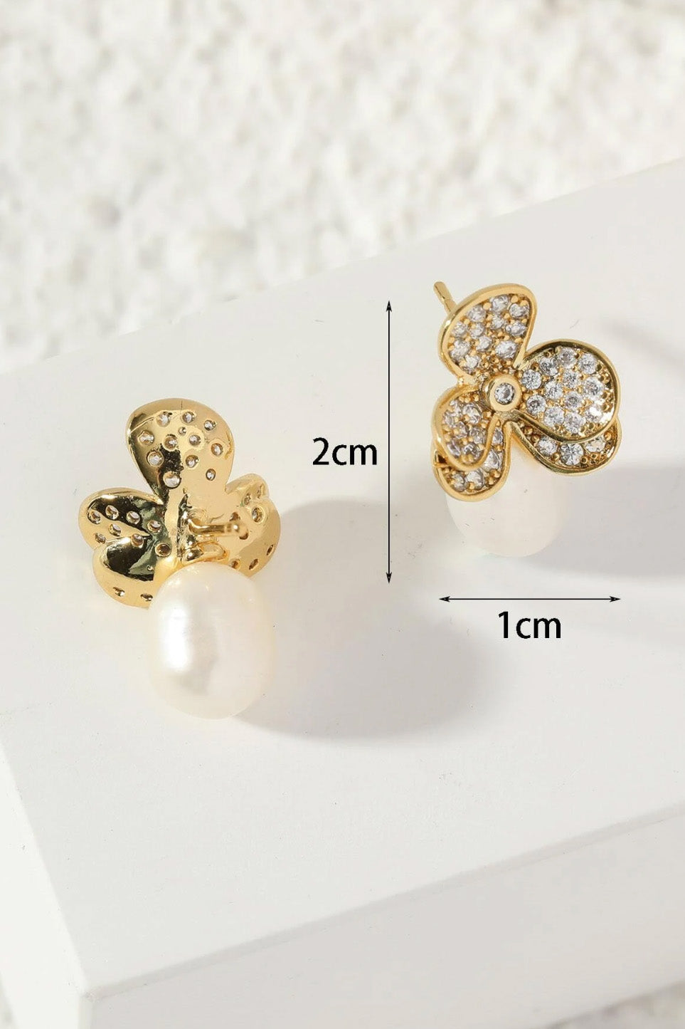 18Kゴールド×天然パールピアス