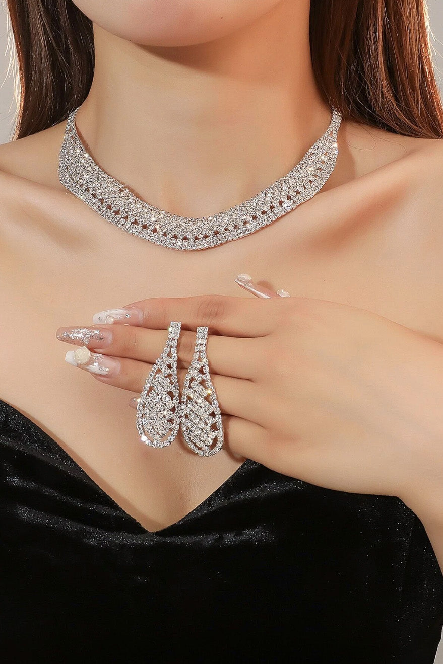 ラインストーンボリュームネックレスピアスセットシルバー