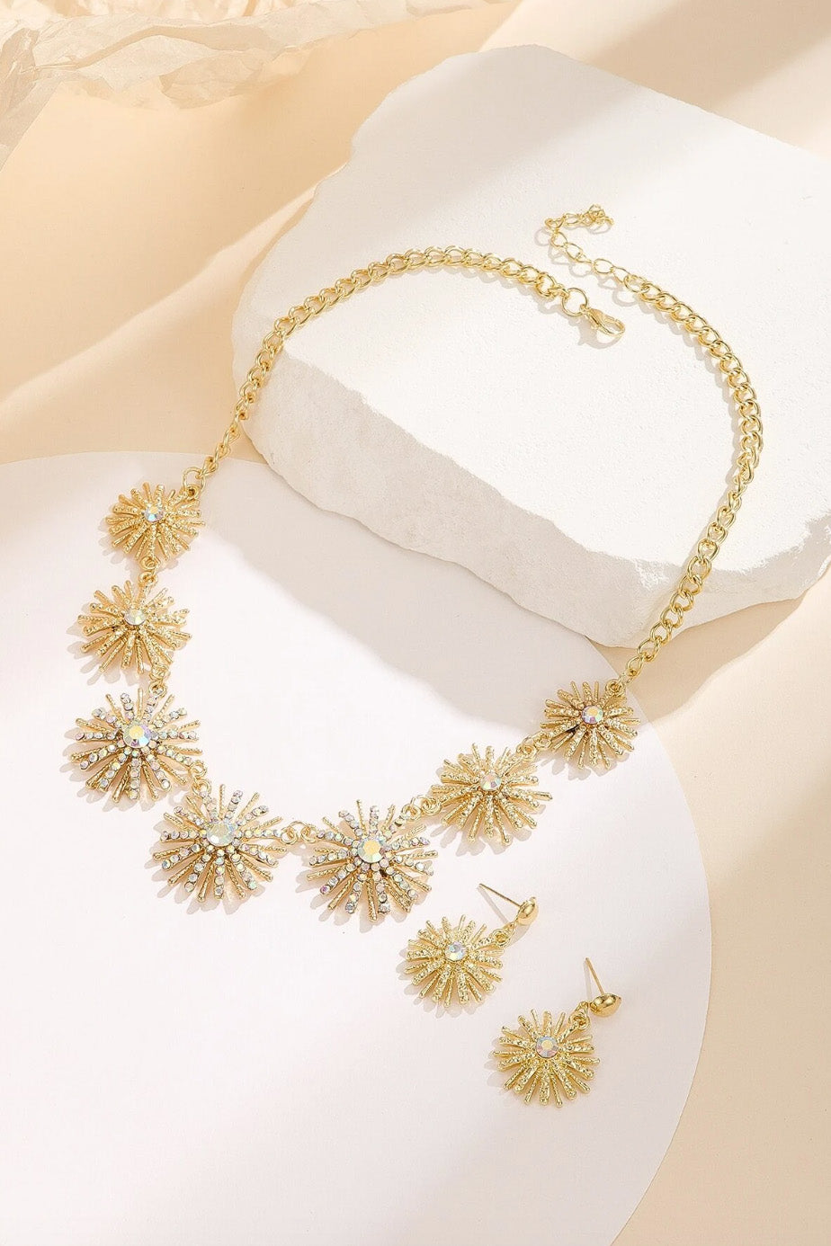 フラワーデコネックレスピアスセットゴールド