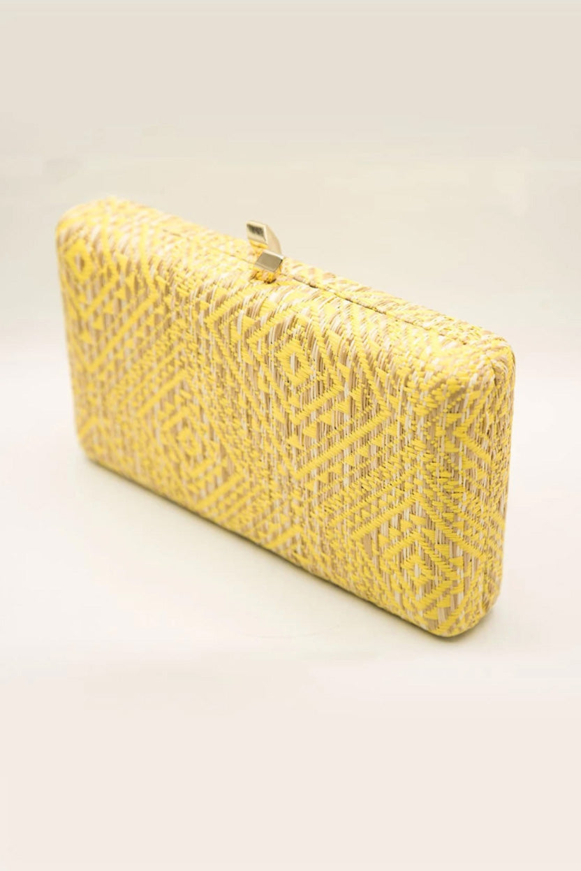 クラッチイエロー