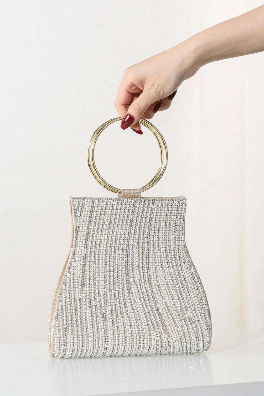 リングハンドルクラッチゴールド