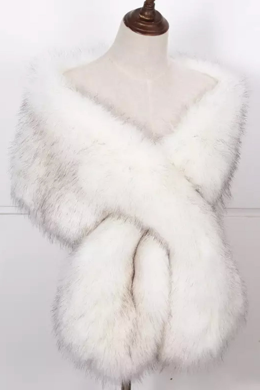 フェイクファーケープホワイト