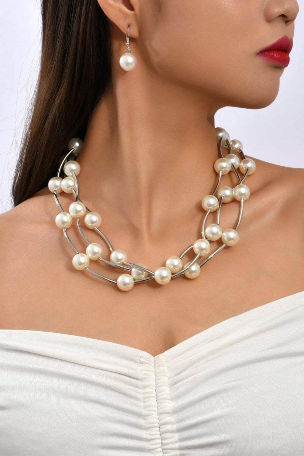 パールレイヤードネックレスピアスセット