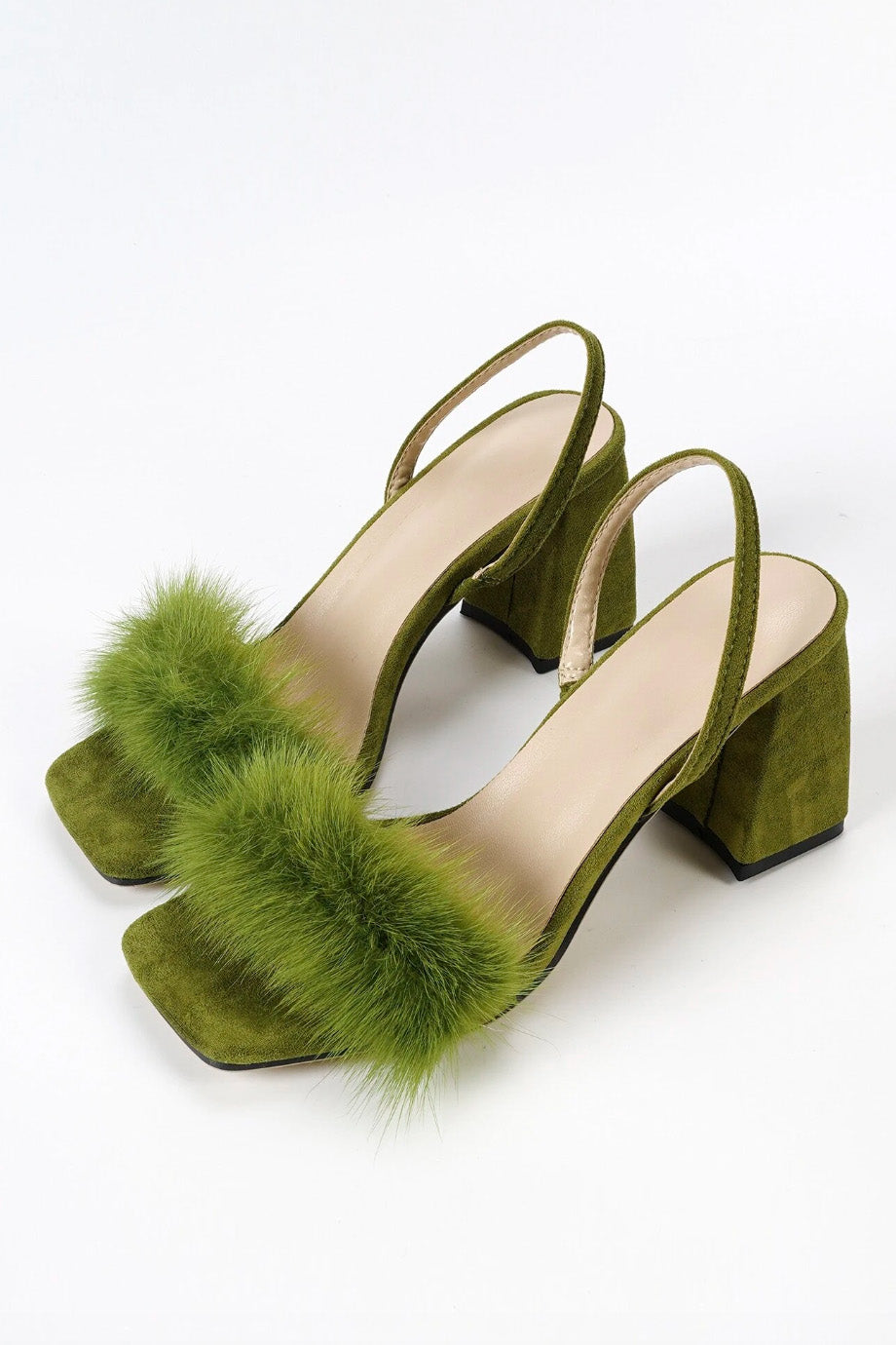 ファー付きスエードサンダルグリーンSサイズ